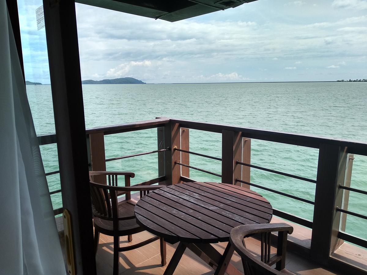 Langkawi Lagoon Resort Water Chalet Pantai Cenang  Εξωτερικό φωτογραφία
