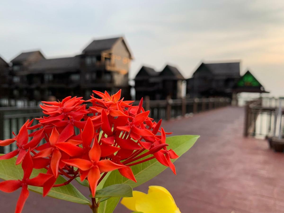 Langkawi Lagoon Resort Water Chalet Pantai Cenang  Εξωτερικό φωτογραφία